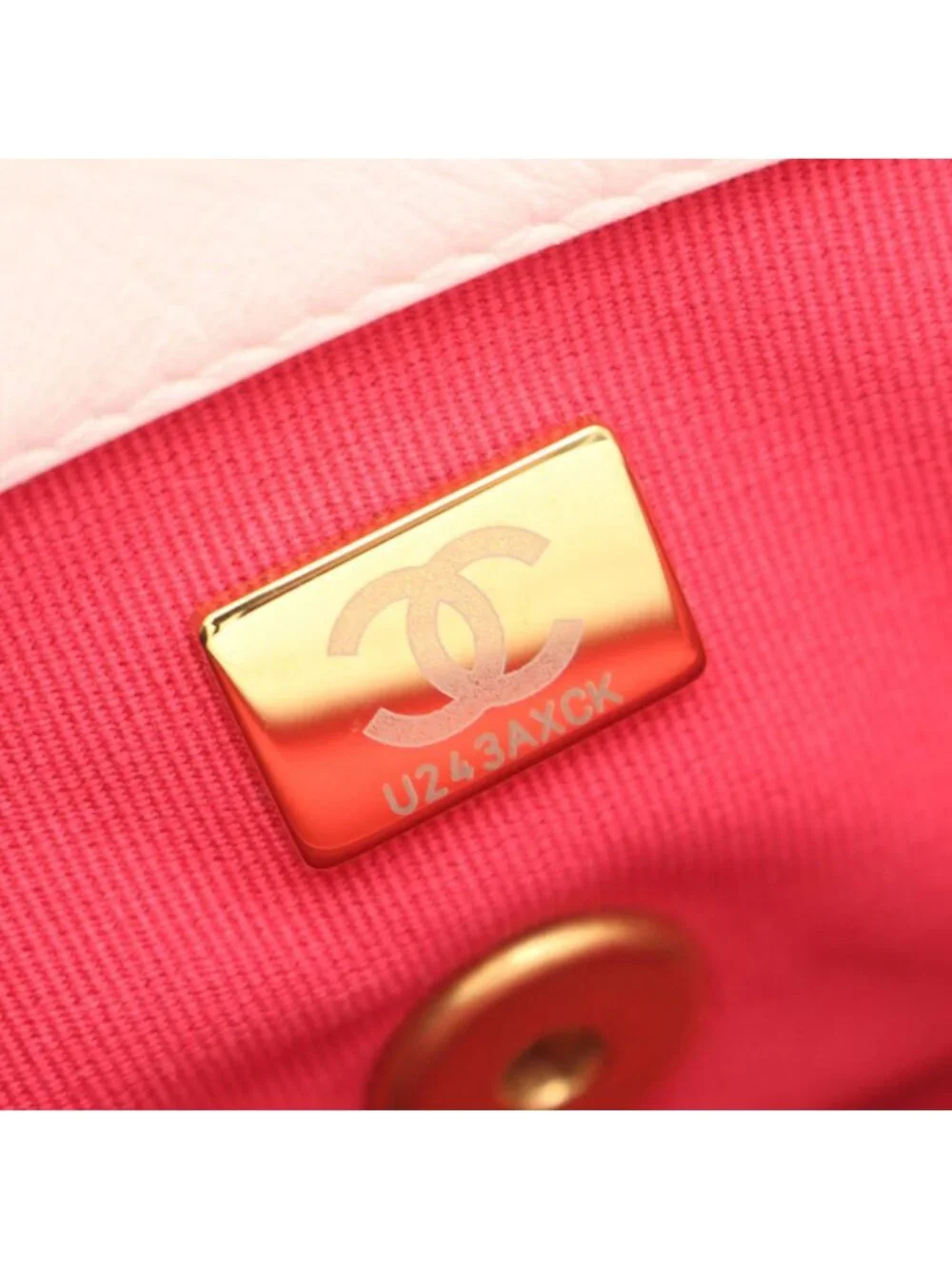 Chanel Shoulder Bag Quilted Heart Lock White Lambskin Small Chain